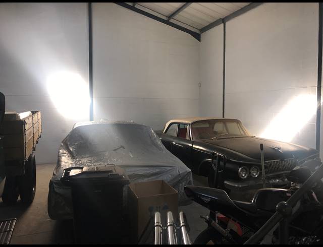 154M² MINI FACTORY RENTED IN BRACKENFELL CENTRAL